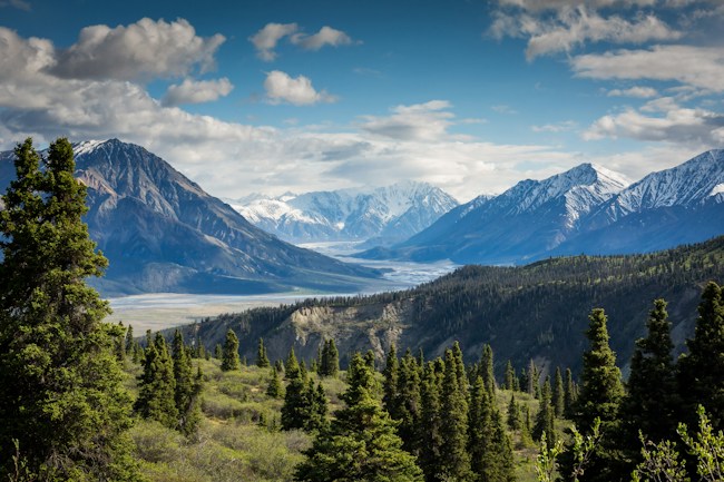 Paisagem de montanhas para inspirar novas descobertas